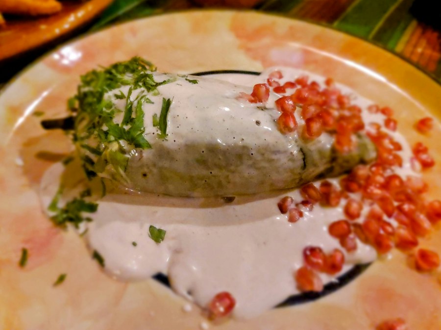 Authentic Mexican Chiles en Nogada - Editorially validated guide on Cocinanding